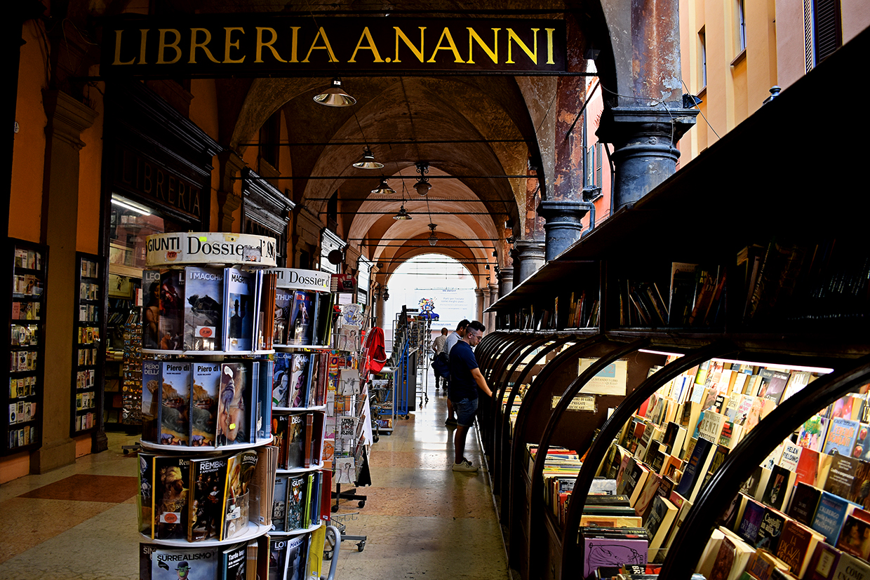 A city is not a city without a great bookstore / 22.08.2018 / Nikon D5600
© Michele Paoloni Photography