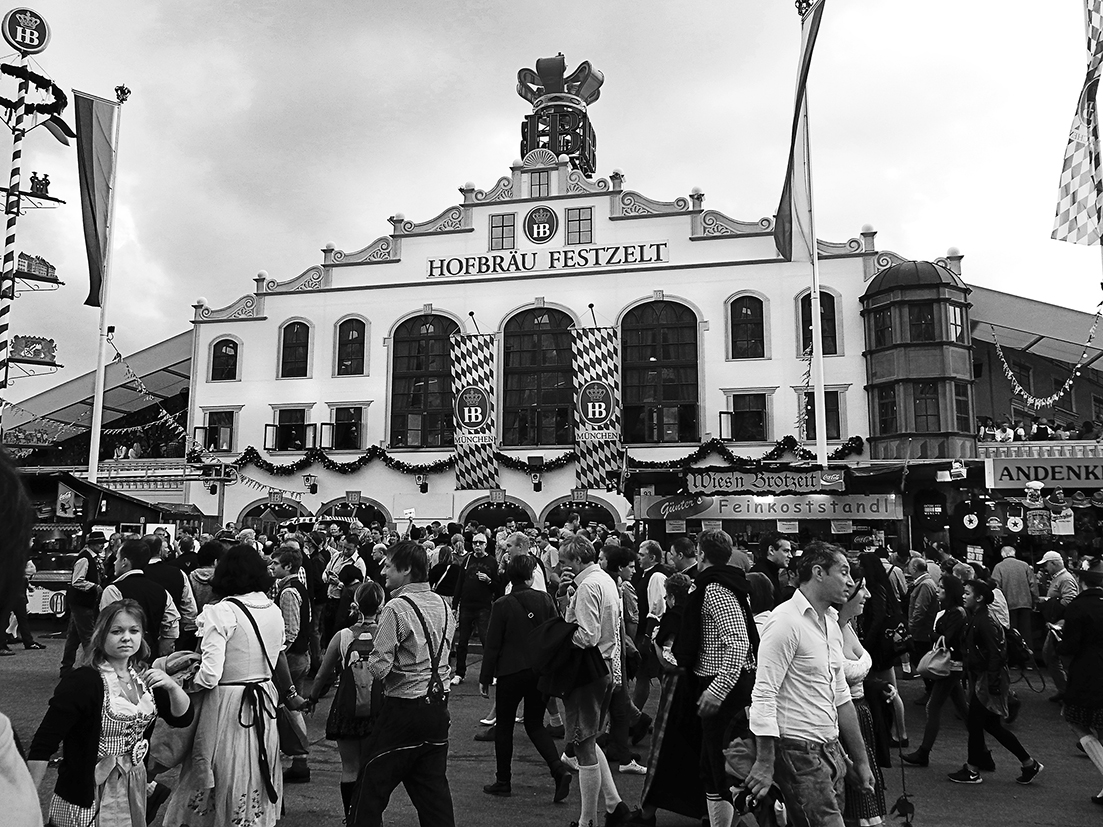 Oktoberfest, here we are / 01.10.2014
© Michele Paoloni Photography 
